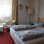Regiohotel Am Brocken - #wanderhotel #sauna #harzerlebnis #aufzug מלון שירקה