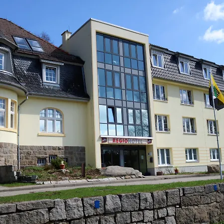Regiohotel Am Brocken - #wanderhotel #sauna #harzerlebnis #aufzug 3*