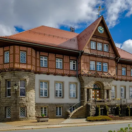 Regiohotel Am Brocken - #wanderhotel #sauna #harzerlebnis #aufzug 3*