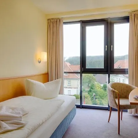 Hotel Regiohotel Am Brocken - #wanderhotel #sauna #harzerlebnis #aufzug 3*