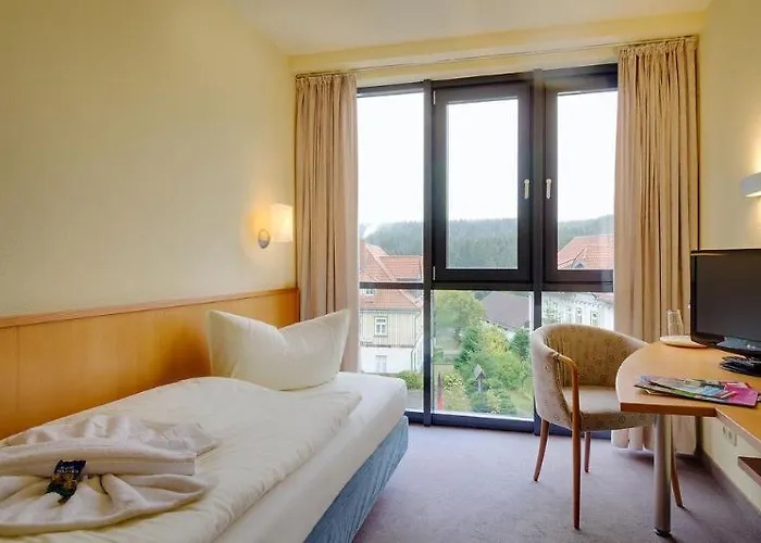 Hotel Regiohotel Am Brocken - #wanderhotel #sauna #harzerlebnis #aufzug 3*